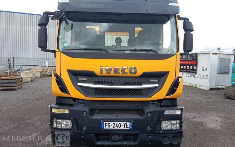 IVECO STRALIS 420 PORTE ENGIN DIESEL – PTAC : 32,25 TONNES – 264376 KMS – ANNEE 2019 JAUNE FG-240-YL