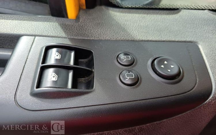 IVECO STRALIS 420 PORTE ENGIN DIESEL – PTAC : 32,25 TONNES – 264376 KMS – ANNEE 2019 JAUNE FG-240-YL