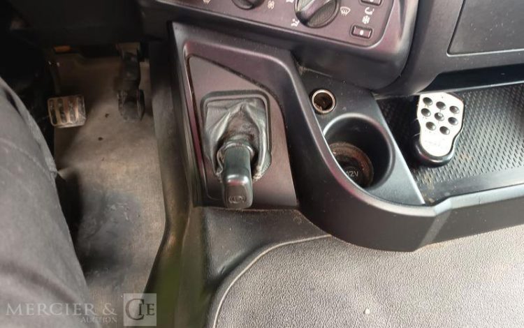 IVECO STRALIS 420 PORTE ENGIN DIESEL – PTAC : 32,25 TONNES – 264376 KMS – ANNEE 2019 JAUNE FG-240-YL