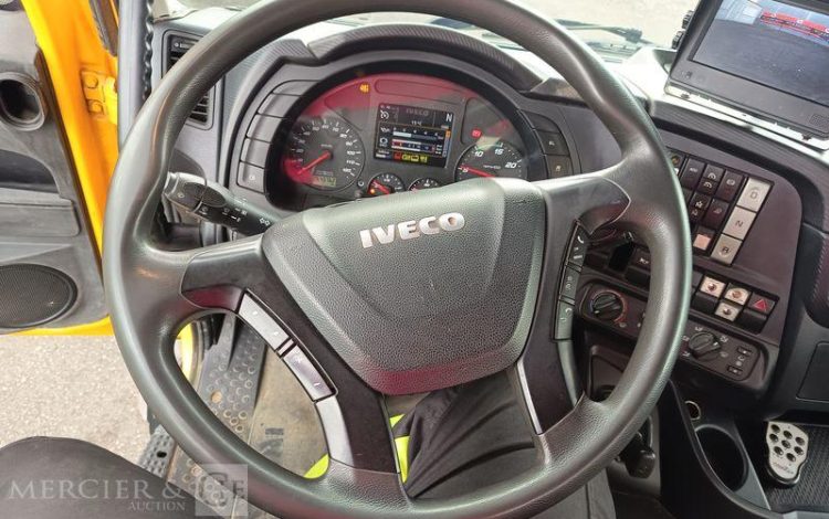 IVECO STRALIS 420 PORTE ENGIN DIESEL – PTAC : 32,25 TONNES – 264376 KMS – ANNEE 2019 JAUNE FG-240-YL