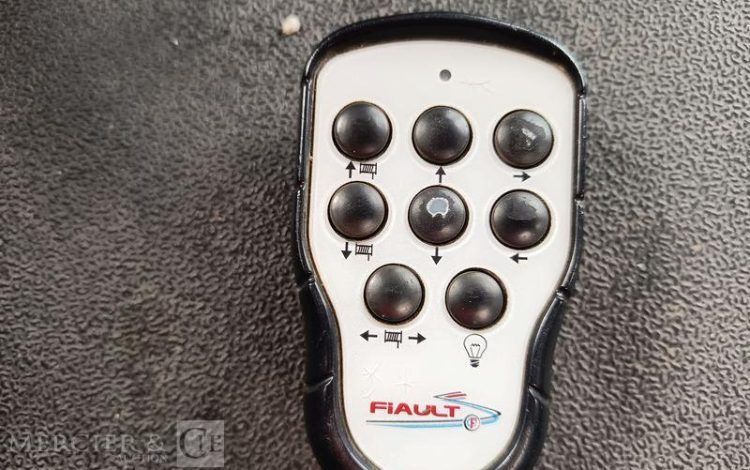 IVECO STRALIS 420 PORTE ENGIN DIESEL – PTAC : 32,25 TONNES – 264376 KMS – ANNEE 2019 JAUNE FG-240-YL