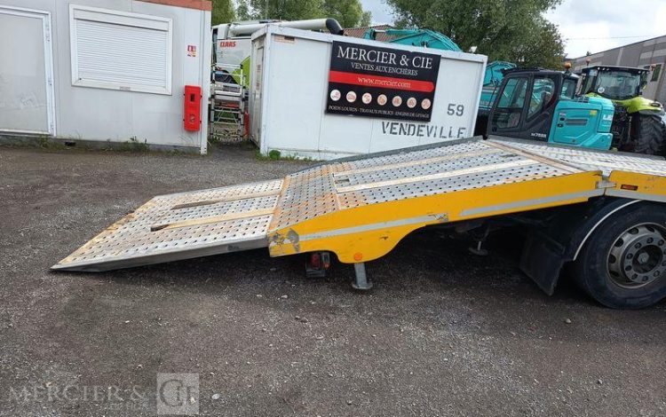 IVECO STRALIS 420 PORTE ENGIN DIESEL – PTAC : 32,25 TONNES – 264376 KMS – ANNEE 2019 JAUNE FG-240-YL