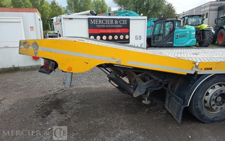 IVECO STRALIS 420 PORTE ENGIN DIESEL – PTAC : 32,25 TONNES – 264376 KMS – ANNEE 2019 JAUNE FG-240-YL