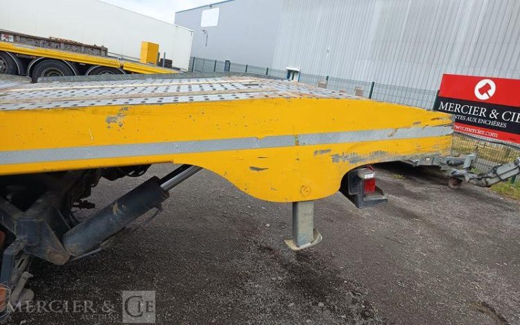 IVECO STRALIS 420 PORTE ENGIN DIESEL – PTAC : 32,25 TONNES – 264376 KMS – ANNEE 2019 JAUNE FG-240-YL