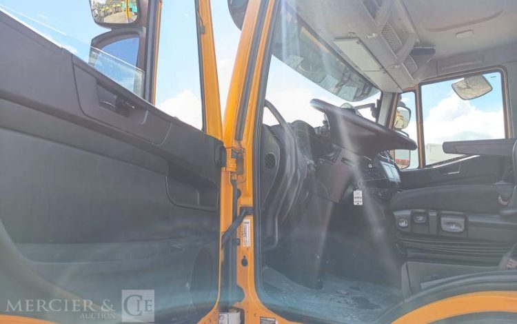 IVECO STRALIS 420 PORTE ENGIN DIESEL – PTAC : 32 TONNES – 317155 KMS – ANNEE 2019 JAUNE FG-284-XS