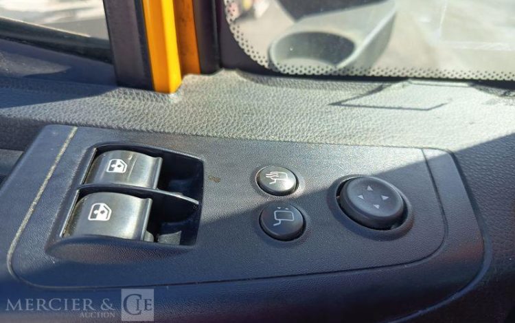 IVECO STRALIS 420 PORTE ENGIN DIESEL – PTAC : 32 TONNES – 317155 KMS – ANNEE 2019 JAUNE FG-284-XS