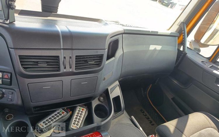 IVECO STRALIS 420 PORTE ENGIN DIESEL – PTAC : 32 TONNES – 317155 KMS – ANNEE 2019 JAUNE FG-284-XS