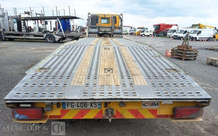IVECO STRALIS 420 PORTE ENGIN – DIESEL – PTAC : 32 TONNES – 252203 KMS – ANNEE 2019 JAUNE FG-406-XS