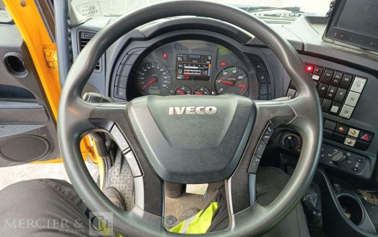 IVECO STRALIS 420 PORTE ENGIN – DIESEL – PTAC : 32 TONNES – 252203 KMS – ANNEE 2019 JAUNE FG-406-XS