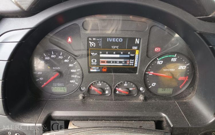 IVECO STRALIS 420 PORTE ENGIN – DIESEL – PTAC : 32 TONNES – 252203 KMS – ANNEE 2019 JAUNE FG-406-XS