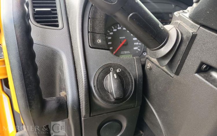 IVECO STRALIS 420 PORTE ENGIN – DIESEL – PTAC : 32 TONNES – 252203 KMS – ANNEE 2019 JAUNE FG-406-XS