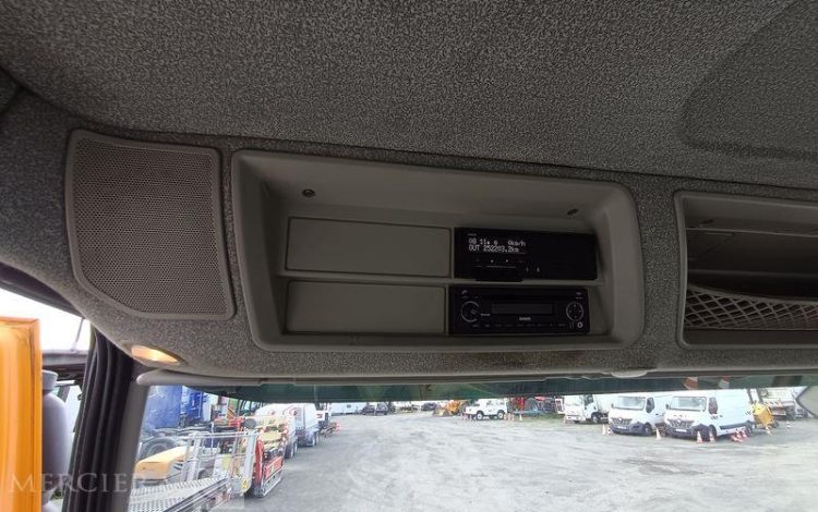 IVECO STRALIS 420 PORTE ENGIN – DIESEL – PTAC : 32 TONNES – 252203 KMS – ANNEE 2019 JAUNE FG-406-XS