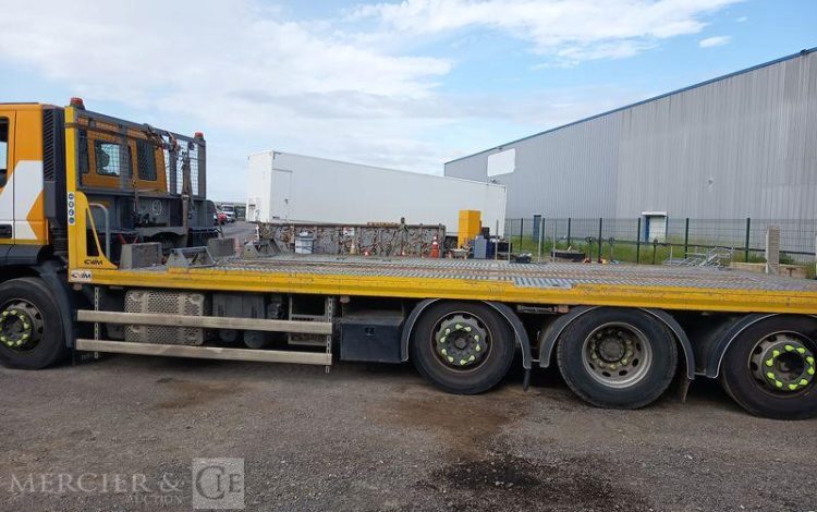 IVECO STRALIS 420 PORTE ENGIN – DIESEL – PTAC : 32 TONNES – 252203 KMS – ANNEE 2019 JAUNE FG-406-XS