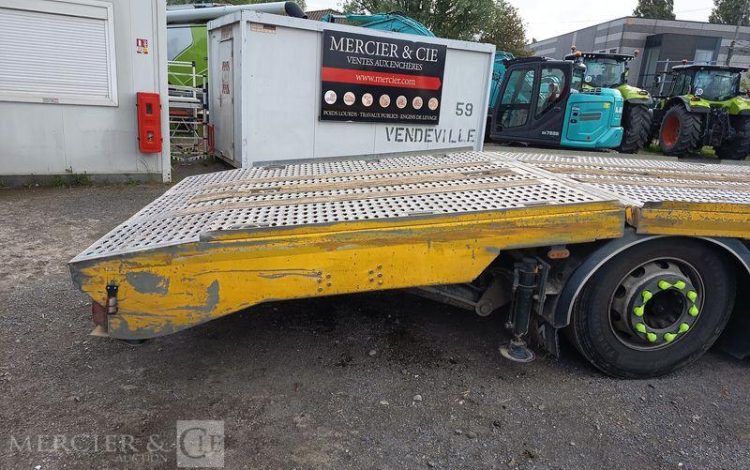 IVECO STRALIS 420 PORTE ENGIN – DIESEL – PTAC : 32 TONNES – 252203 KMS – ANNEE 2019 JAUNE FG-406-XS