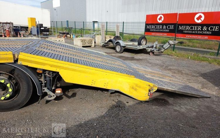 IVECO STRALIS 420 PORTE ENGIN – DIESEL – PTAC : 32 TONNES – 252203 KMS – ANNEE 2019 JAUNE FG-406-XS