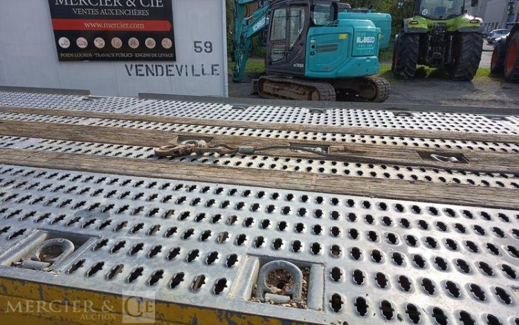 IVECO STRALIS 420 PORTE ENGIN – DIESEL – PTAC : 32 TONNES – 252203 KMS – ANNEE 2019 JAUNE FG-406-XS