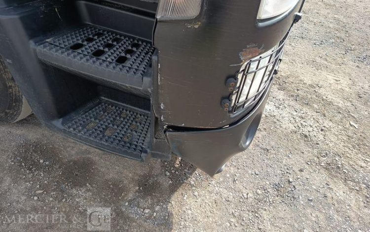 IVECO STRALIS 420 PORTE ENGIN – DIESEL – PTAC : 32 TONNES – 252203 KMS – ANNEE 2019 JAUNE FG-406-XS