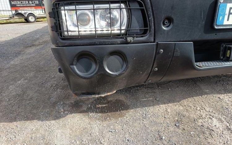 IVECO STRALIS 420 PORTE ENGIN – DIESEL – PTAC : 32 TONNES – 252203 KMS – ANNEE 2019 JAUNE FG-406-XS