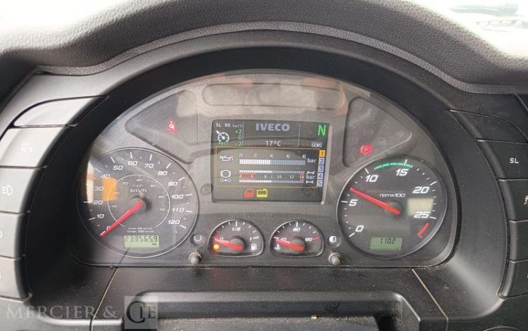 IVECO STRALIS  460 NP – GAZ – PTRA : 44 TONNES – 233565 KMS – ANNEE 2019 JAUNE FM-305-JR