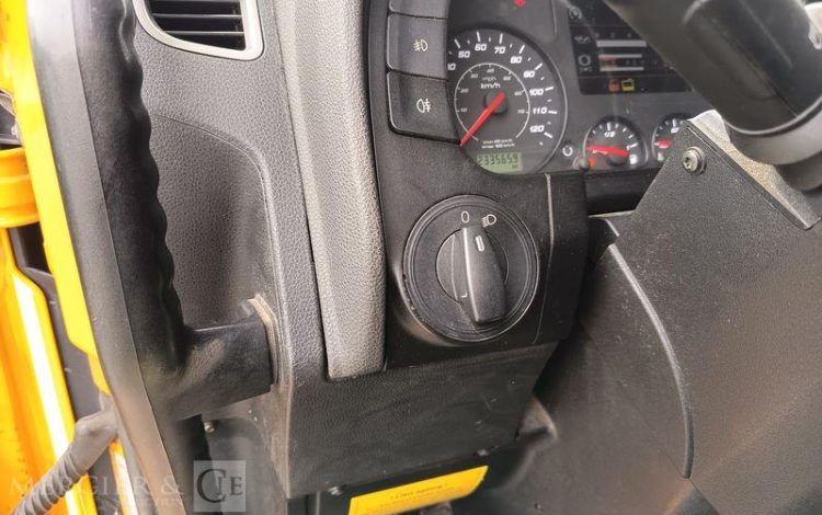 IVECO STRALIS  460 NP – GAZ – PTRA : 44 TONNES – 233565 KMS – ANNEE 2019 JAUNE FM-305-JR