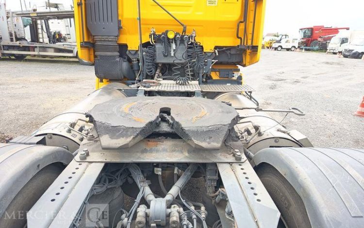 IVECO STRALIS  460 NP – GAZ – PTRA : 44 TONNES – 233565 KMS – ANNEE 2019 JAUNE FM-305-JR