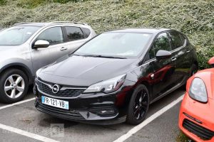 OPEL  NOIR FR-121-VB