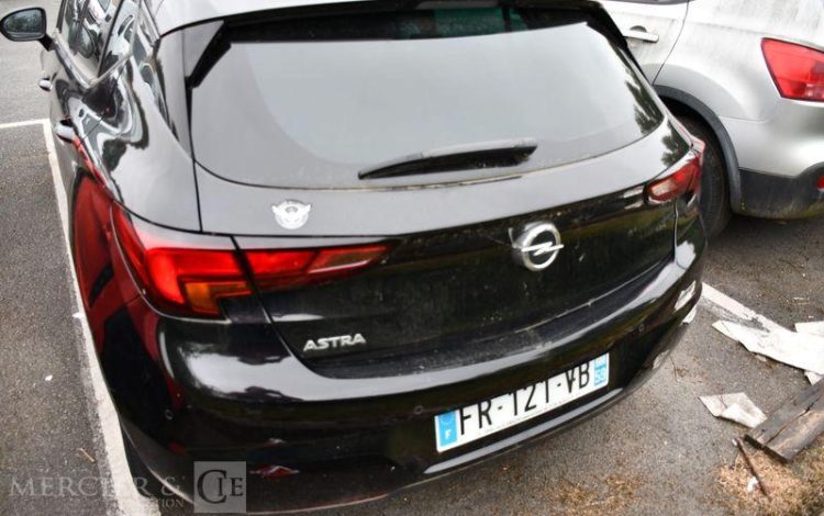 OPEL  NOIR FR-121-VB