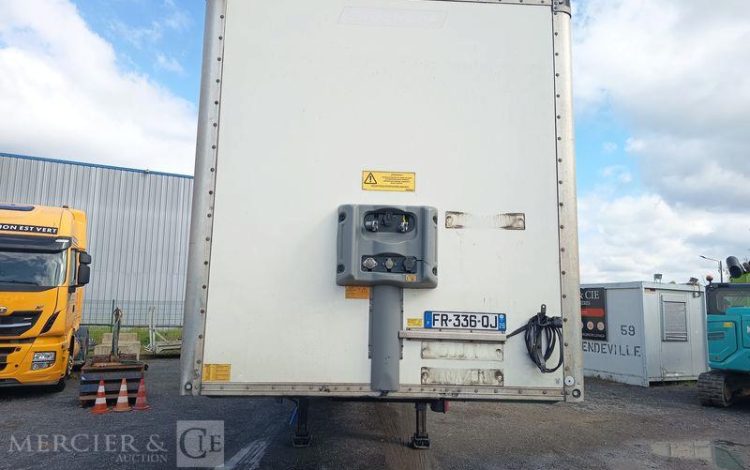 FRUEHAUF SEMI REMORQUE FOURGON AVEC HAYON PALFINGER – 3 ESSIEUX – PTAC 38 T – ANNEE 2020  FR-336-QJ