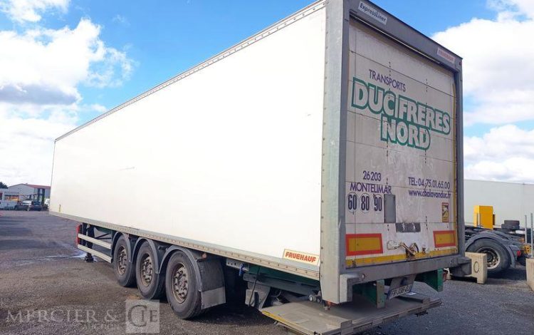 FRUEHAUF SEMI REMORQUE FOURGON AVEC HAYON PALFINGER – 3 ESSIEUX – PTAC 38 T – ANNEE 2020  FR-336-QJ