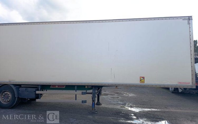 FRUEHAUF SEMI REMORQUE FOURGON AVEC HAYON PALFINGER – 3 ESSIEUX – PTAC 38 T – ANNEE 2020  FR-336-QJ