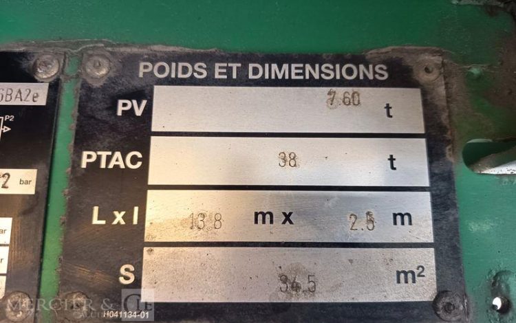FRUEHAUF SEMI REMORQUE FOURGON AVEC HAYON PALFINGER – 3 ESSIEUX – PTAC 38 T – ANNEE 2020  FR-336-QJ