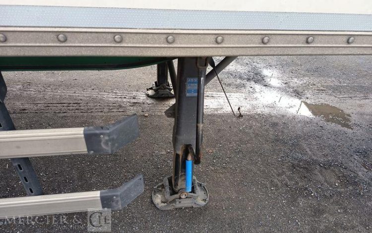 FRUEHAUF SEMI REMORQUE FOURGON AVEC HAYON PALFINGER – 3 ESSIEUX – PTAC 38 T – ANNEE 2020  FR-336-QJ