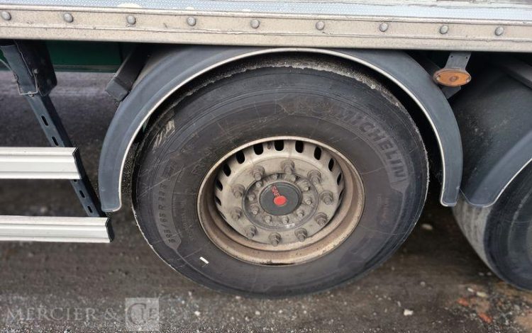 FRUEHAUF SEMI REMORQUE FOURGON AVEC HAYON PALFINGER – 3 ESSIEUX – PTAC 38 T – ANNEE 2020  FR-336-QJ