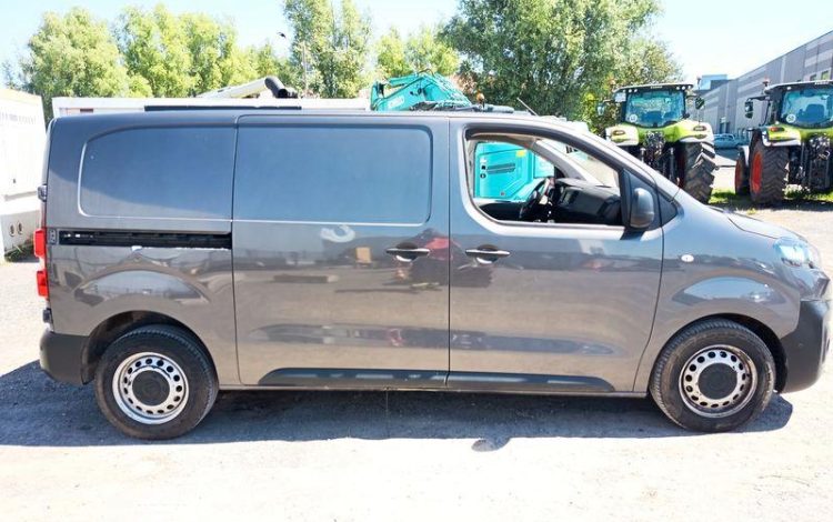 CITROEN JUMPY 2,0 HDI120 GRIS FS-551-SJ