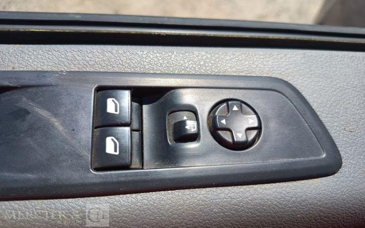 CITROEN JUMPY 2,0 HDI120 GRIS FS-551-SJ