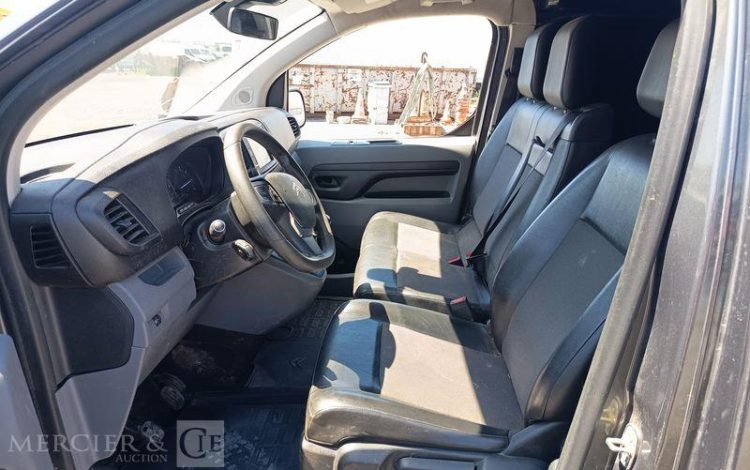 CITROEN JUMPY 2,0 HDI120 GRIS FS-551-SJ