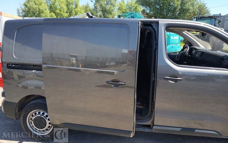 CITROEN JUMPY 2,0 HDI120 GRIS FS-551-SJ