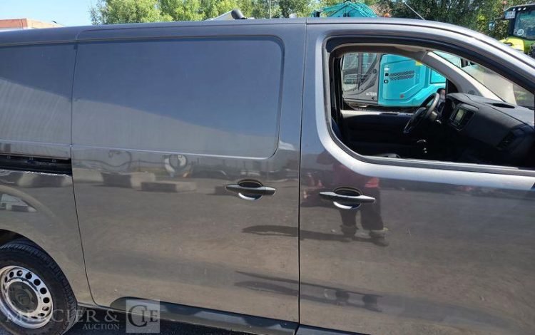 CITROEN JUMPY 2,0 HDI120 GRIS FS-551-SJ