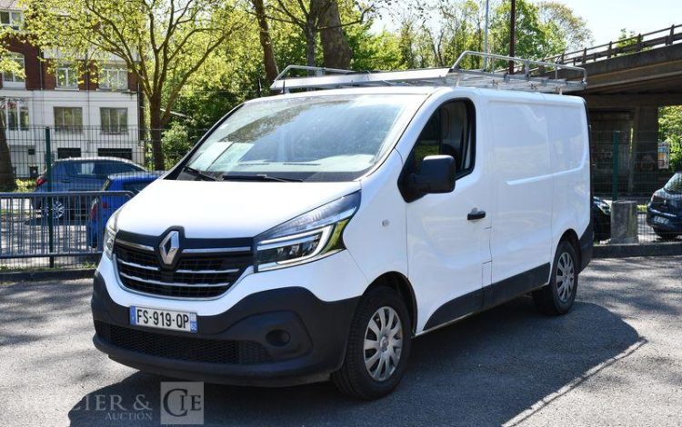 RENAULT  BLANC FS-919-QP