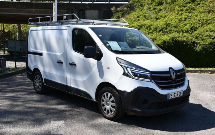 RENAULT  BLANC FS-919-QP
