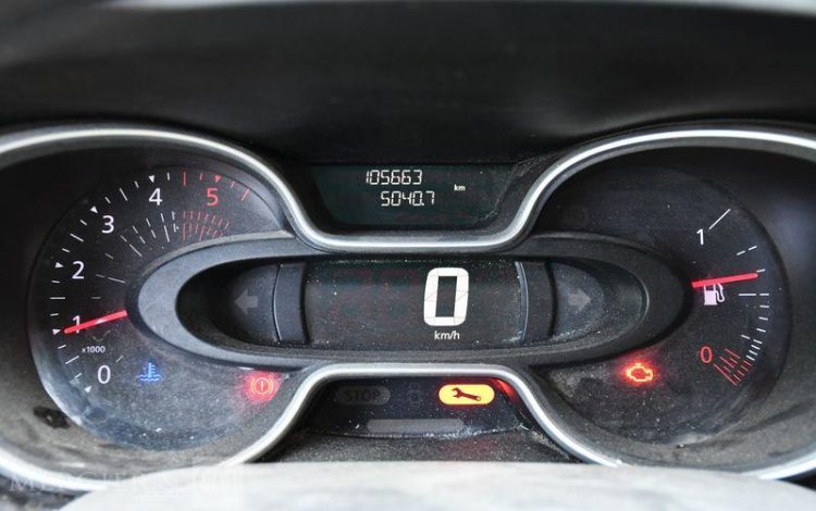 RENAULT  BLANC FS-919-QP