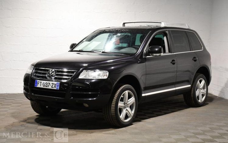 VOLKSWAGEN  NOIR FT-037-ZX