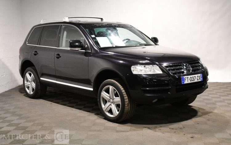VOLKSWAGEN  NOIR FT-037-ZX