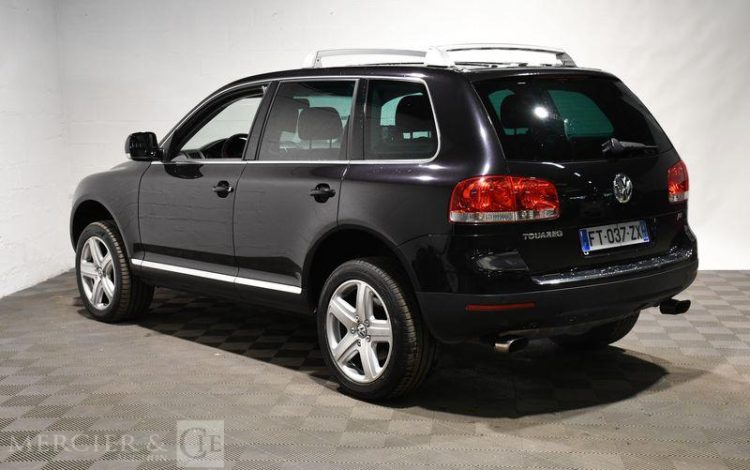 VOLKSWAGEN  NOIR FT-037-ZX