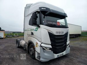 IVECO S-WAY 460  – GAZ – PTRA : 44 TONNES – 753110 KMS – ANNEE 2021 BLANC FZ-059-RV
