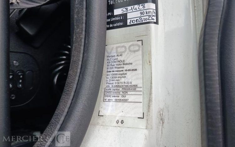 IVECO S-WAY 460 – GAZ – PTRA : 44 TONNES – 855908 KMS – ANNEE 2021 BLANC FZ-463-KL