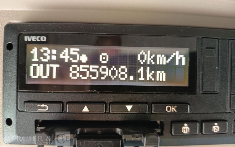 IVECO S-WAY 460 – GAZ – PTRA : 44 TONNES – 855908 KMS – ANNEE 2021 BLANC FZ-463-KL