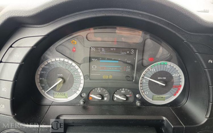 IVECO S-WAY 460 – GAZ – PTRA : 44 TONNES – 855908 KMS – ANNEE 2021 BLANC FZ-463-KL