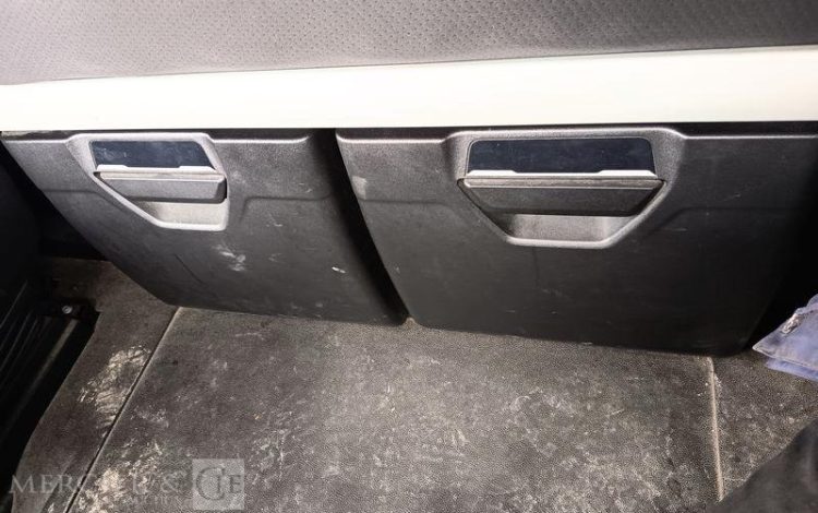 IVECO S-WAY 460 – GAZ – PTRA : 44 TONNES – 855908 KMS – ANNEE 2021 BLANC FZ-463-KL