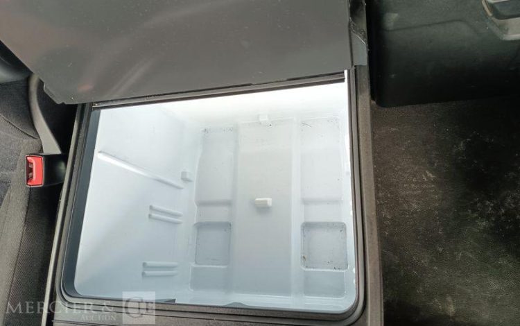 IVECO S-WAY 460 – GAZ – PTRA : 44 TONNES – 855908 KMS – ANNEE 2021 BLANC FZ-463-KL